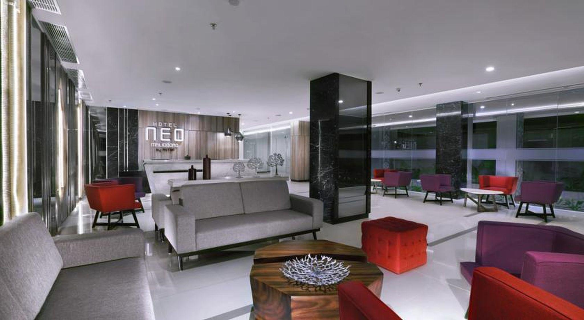 Hotel Neo Malioboro By Aston Джок'якарта Екстер'єр фото